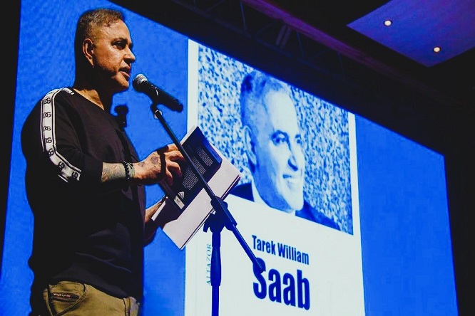 Tarek William Saab celebra 45 años de voz poética con impresionante despliegue editorial en 2025 ¡Reediciones, obras inéditas y más! - FOTO